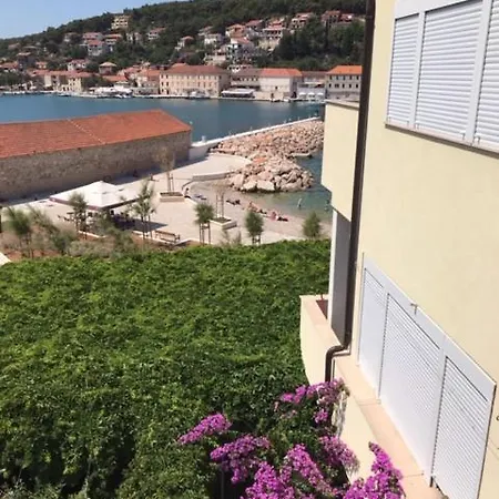 Near The Beach-ilda Radonic *