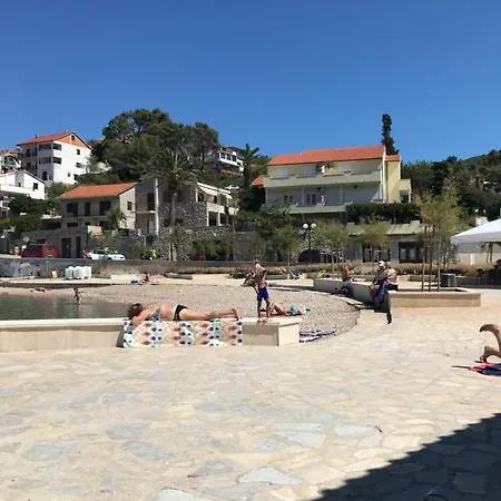 Daire Near The Beach-ilda Radonic Jelsa (Hvar)