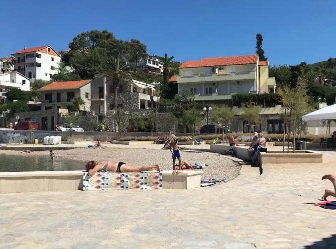 Daire Near The Beach-ilda Radonic Jelsa (Hvar)